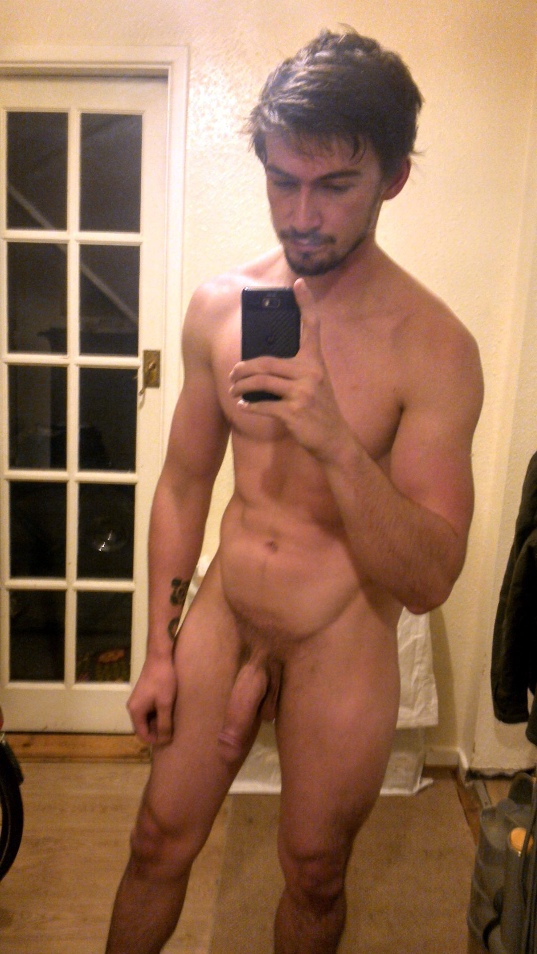 hot hung guy selfie pic from sex video